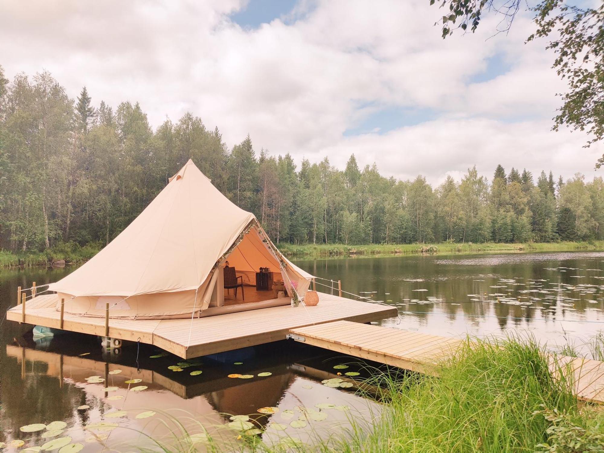 Готель Langforsen Glamping & Lapland Experience Lapptrask Екстер'єр фото
