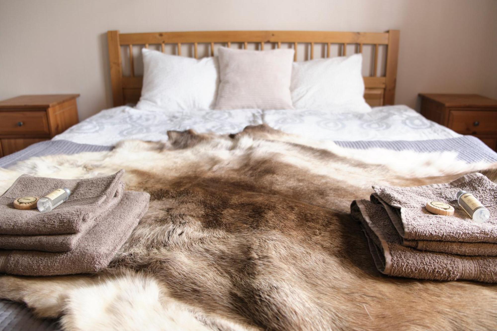 Готель Langforsen Glamping & Lapland Experience Lapptrask Екстер'єр фото